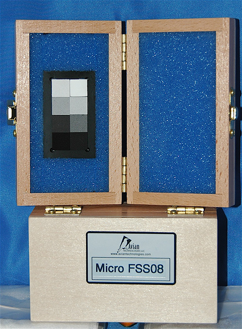 Reflectance Mini-Array & Micro-Array Standards - Avian Technologies